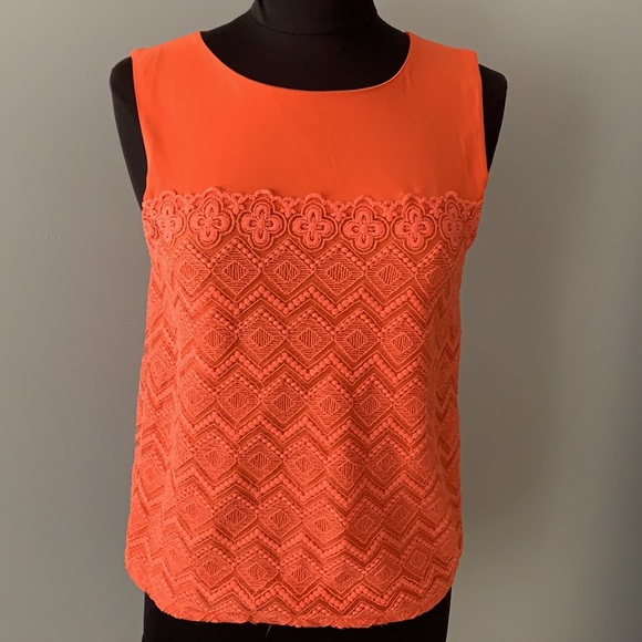 Annabelle Lace Detail Top - Picture 2 of 9